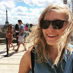 Meet your Posher, Olivia